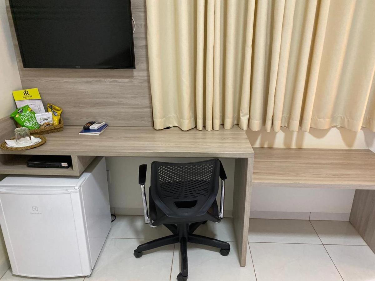 Rossi Hotel Comodoro Екстериор снимка