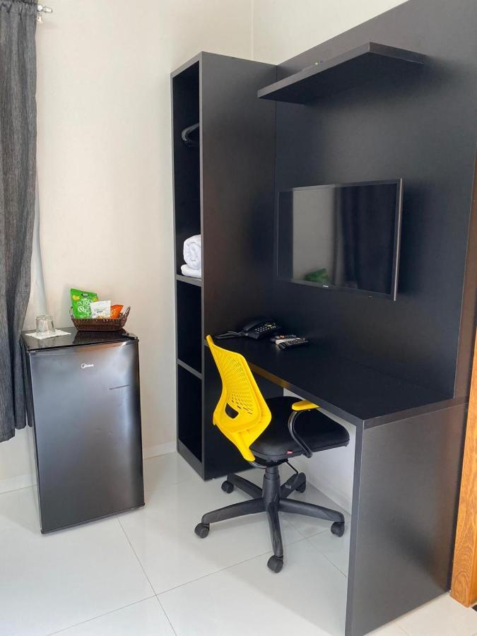 Rossi Hotel Comodoro Екстериор снимка