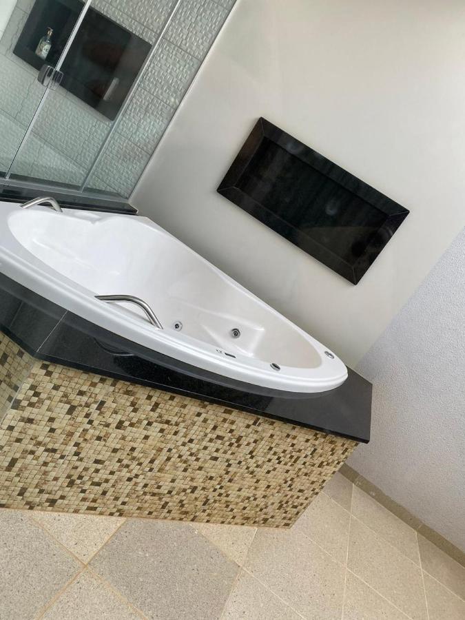 Rossi Hotel Comodoro Екстериор снимка
