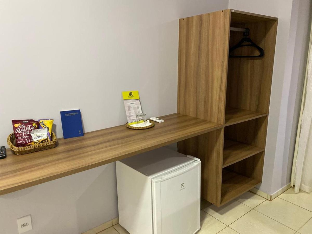 Rossi Hotel Comodoro Екстериор снимка
